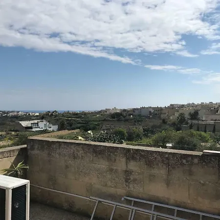 Ta' Manwel * Nadur