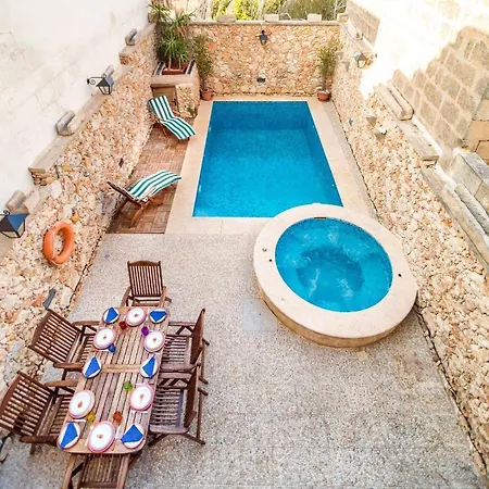 Ta' Manwel Holiday home Nadur